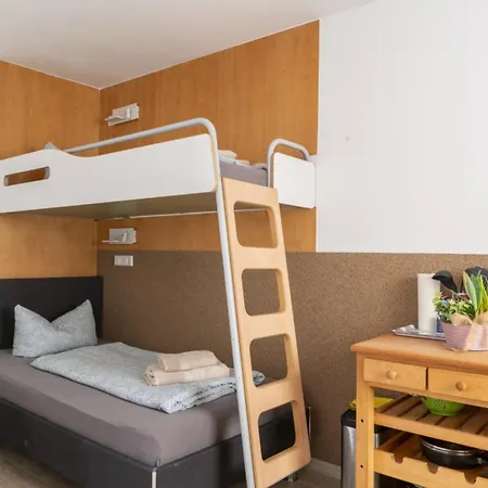 Hostel Senftenberg * Senftenberg