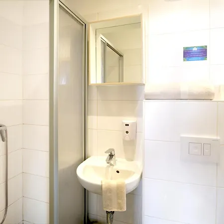 Hostel Senftenberg Hostel *