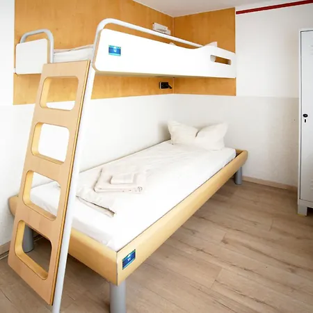 Hostel Senftenberg Hostel *