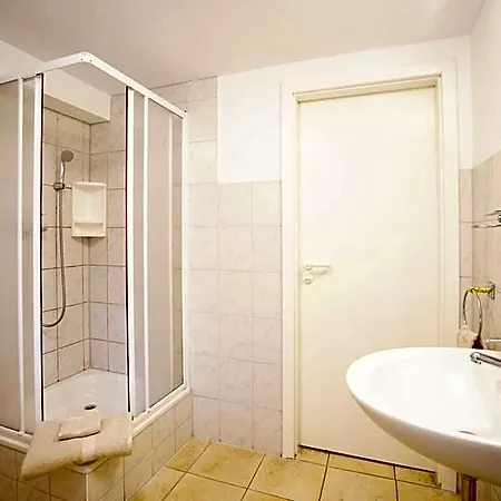 Hostel Hostel Senftenberg *