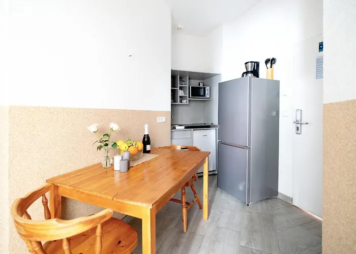 Hostel Senftenberg 旅馆 圣弗顿堡