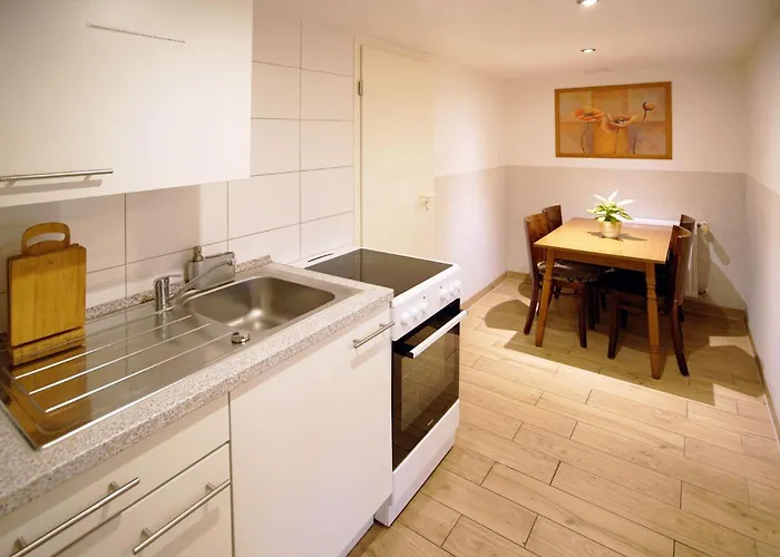 Hostel Senftenberg 圣弗顿堡