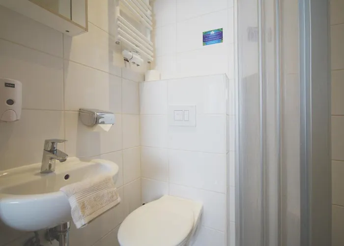 Hostel Senftenberg 旅馆