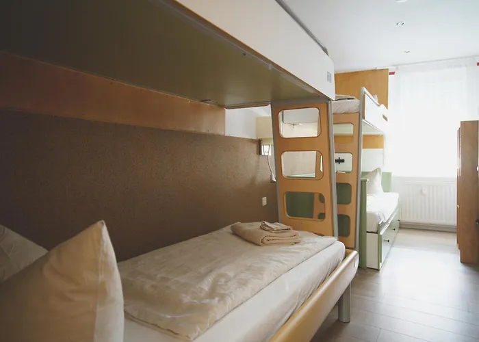 Hostel Senftenberg 旅馆 圣弗顿堡