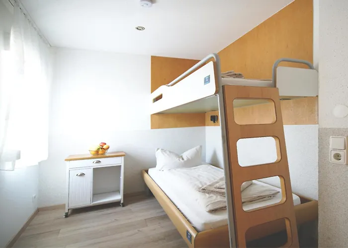 Hostel Senftenberg 圣弗顿堡