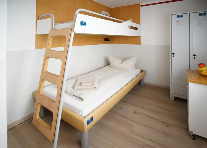 Hostel Senftenberg 旅馆